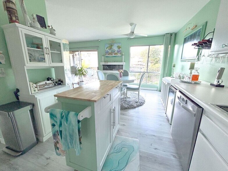 Building Photo - 291 Sequoia Ct