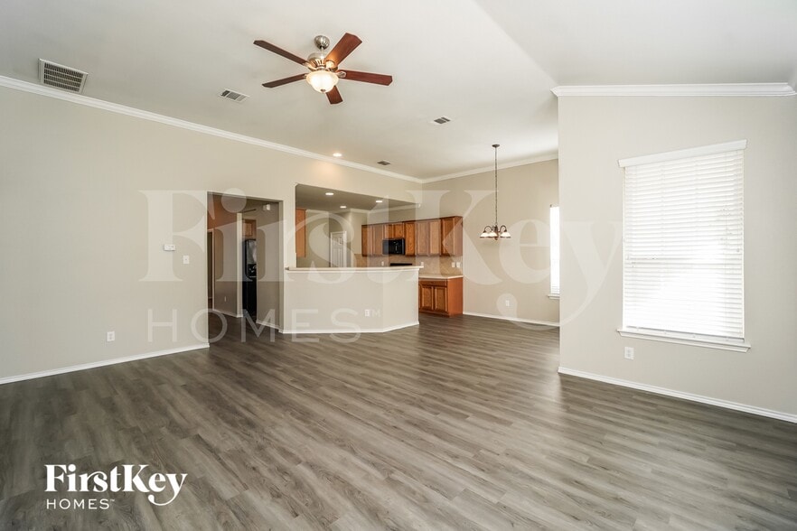 Building Photo - 146 Bentwood Ranch Dr