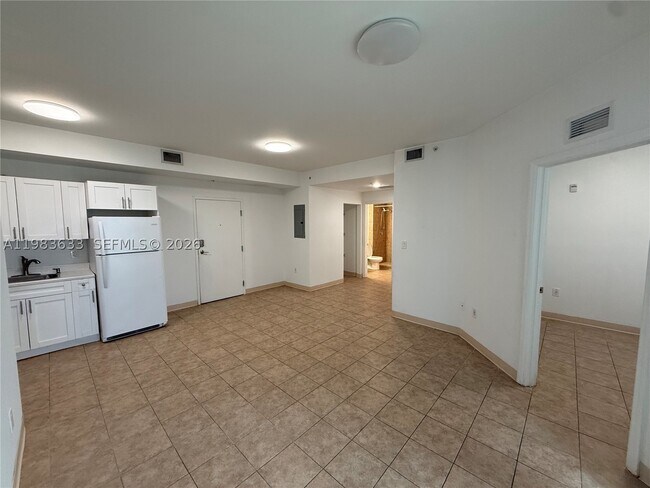 Building Photo - 5978 SW 64th St