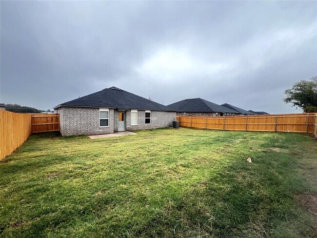 Building Photo - 620 SW 11th St