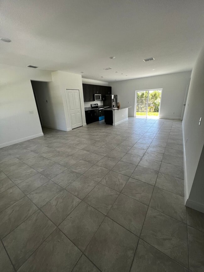 Building Photo - 2680 SW 151st Pl