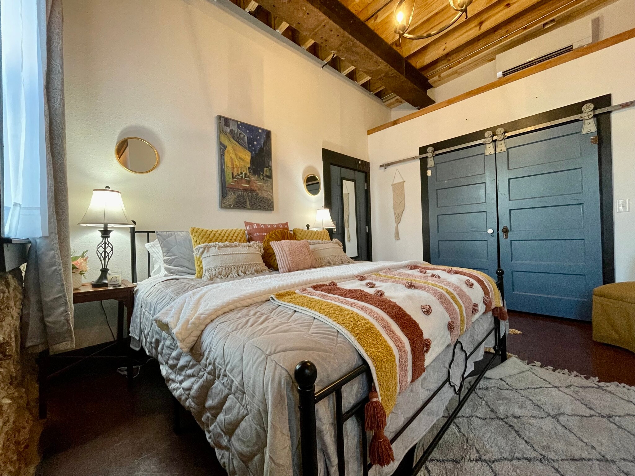 King bed - 713 S. Baker St.