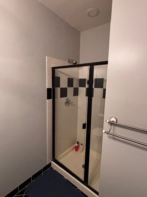 Building Photo - 728 W Jackson Blvd