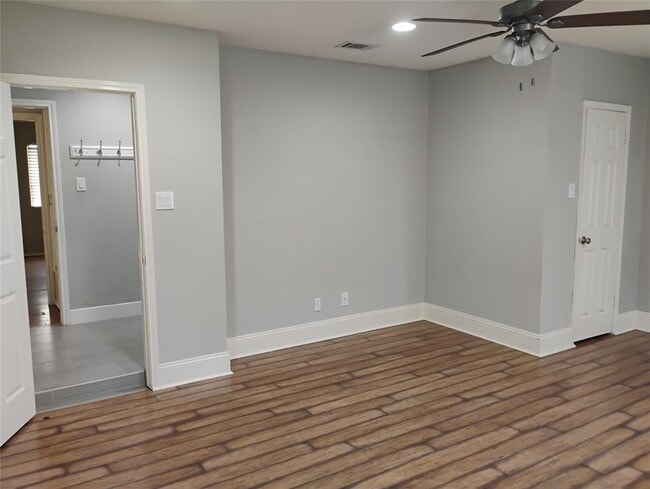 Building Photo - 2018 Ramona Cir
