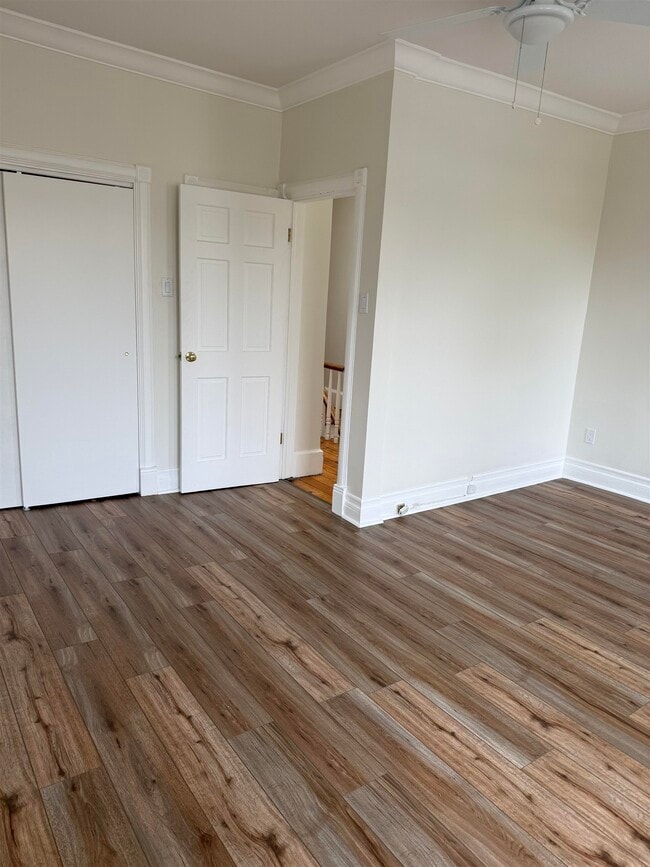 Building Photo - 664 Palisade Ave