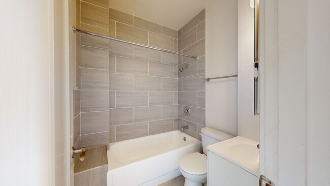 Building Photo - 420 Ellis St