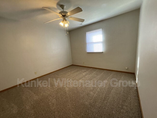 Building Photo - 1814-3 Jamestown Road