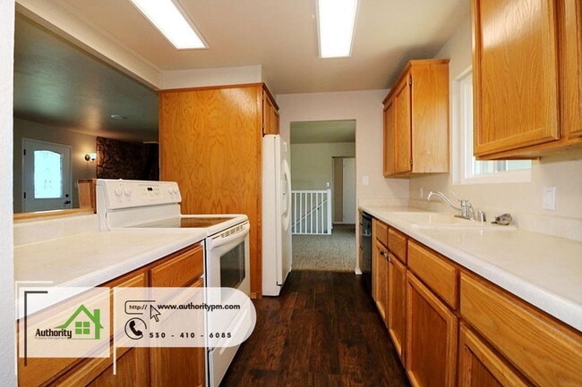 Building Photo - 19578 Covington Mill Dr