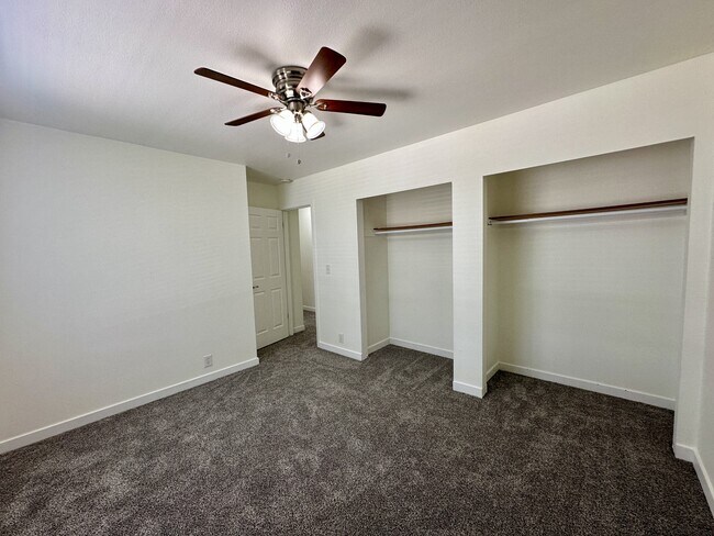 Building Photo - 9967 Electra Ln