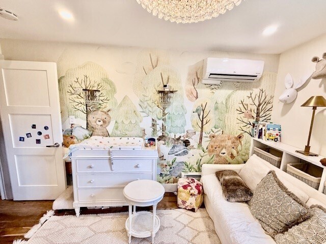 Building Photo - 480 Commercial St