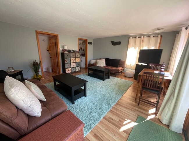 Building Photo - 87 Highland Shores Dr