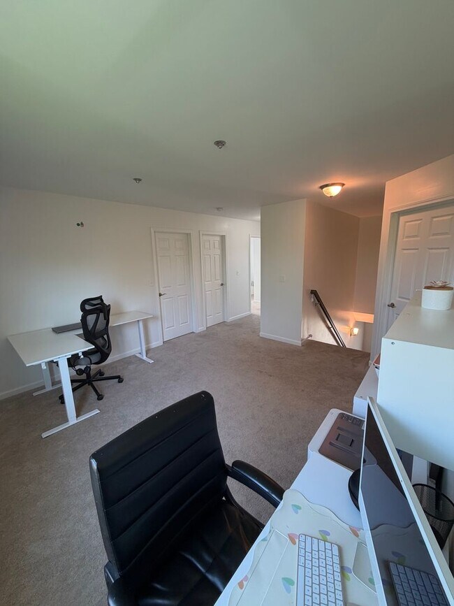 Building Photo - Beautiful and serene water view home in a secluded neighborhood!  2nd floor laundry!
