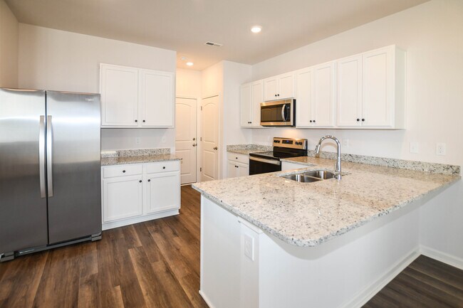 Building Photo - 130 Maple Spring Trl