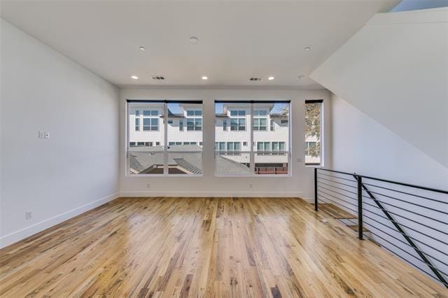 Building Photo - 5923 Lindell Ave