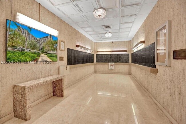 Building Photo - 600 Three Islands Boulevard