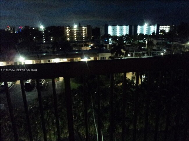 Building Photo - 1301 NE 7th St