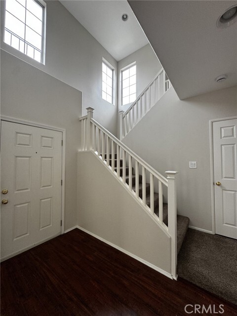 Building Photo - 619 N Jimenez Ln