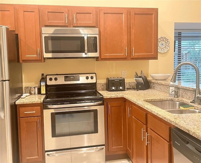 Building Photo - 5256 Myrtle Wood