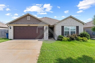 Building Photo - 10220 Brandi Kay Dr