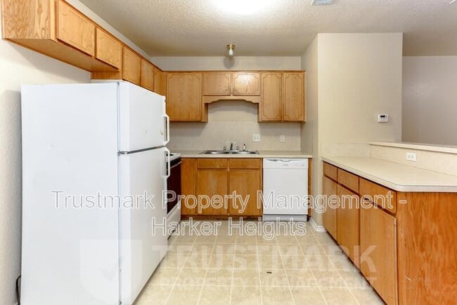 Building Photo - 4501 Mattie Dr