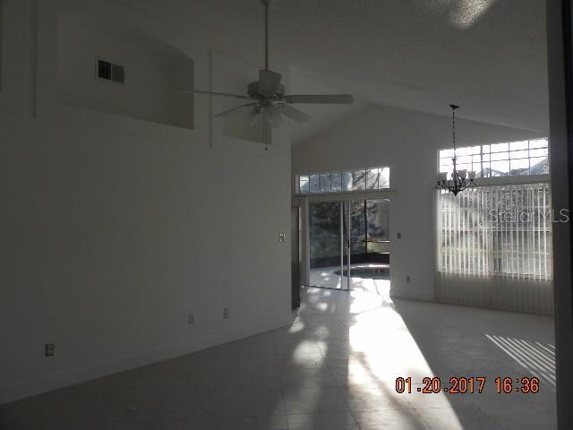 Building Photo - 2565 Davenport Cir