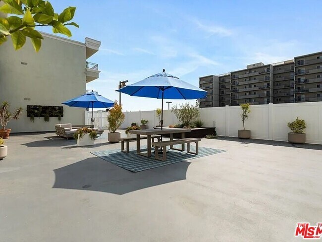 Building Photo - 1440 23rd St