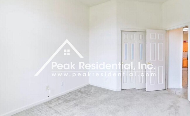 Building Photo - Spacious Elk Grove 4bd/2ba Home with 2 Car...