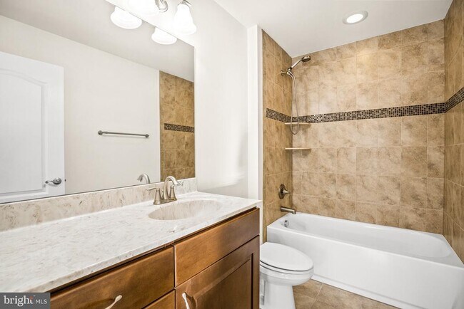 Building Photo - 211 Mill St