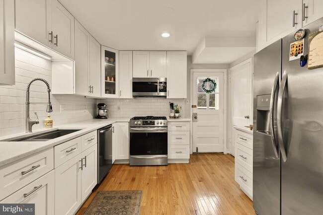 Building Photo - 11612 Galt Ave