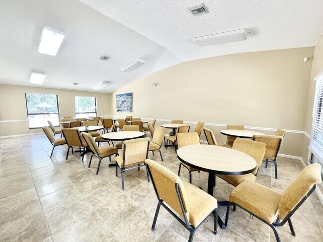 Building Photo - 3130 Millwood Terrace