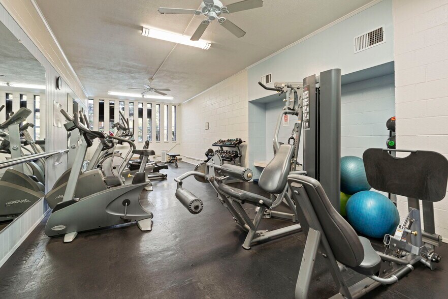 Gym - 3113 Raintree Cir