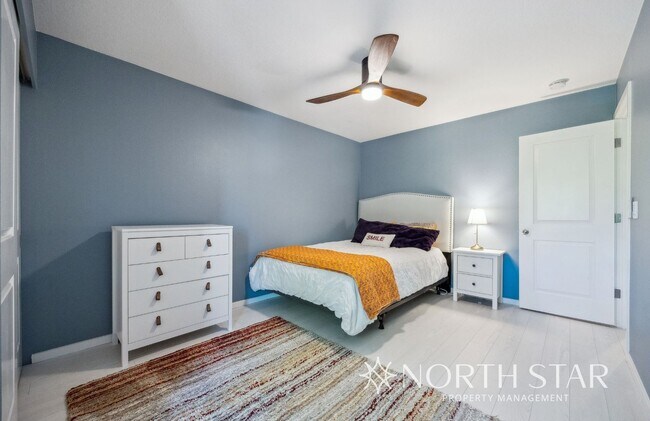 Building Photo - Beautifully Updated Contemporary Home in t...