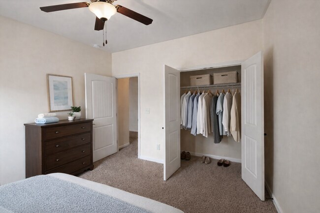 Building Photo - 3 bedroom 2 bath Gem in Hidden Springs Subdivision