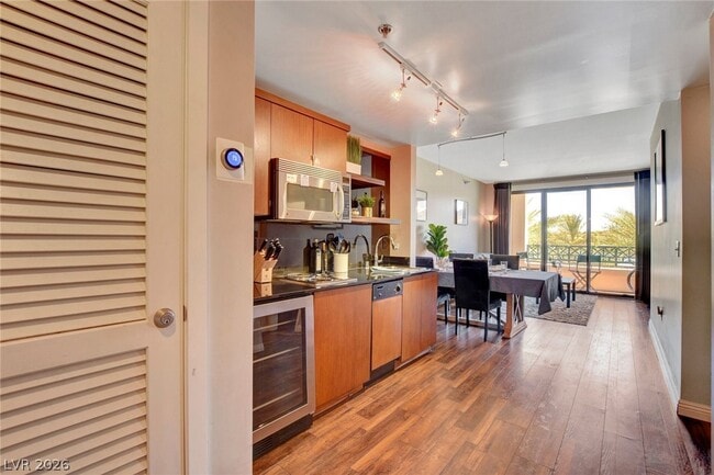 Building Photo - 29 Montelago Blvd