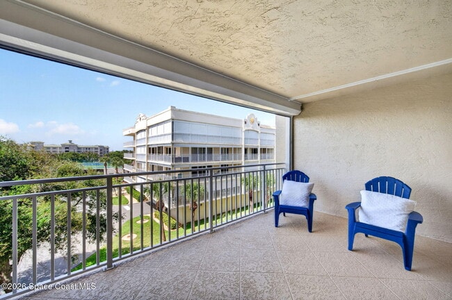 Building Photo - 606 Shorewood Dr