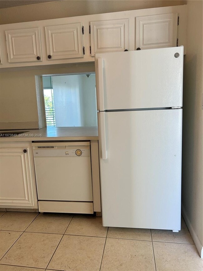 Building Photo - 1541 S Ocean Blvd