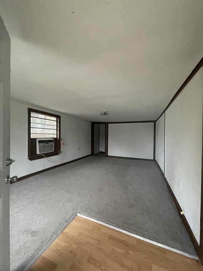 Primary Photo - 321 SE 3rd St