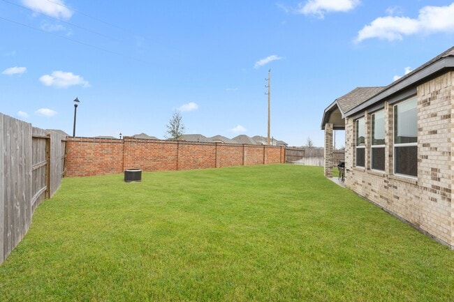 Building Photo - 3225 Isabella Fls Dr
