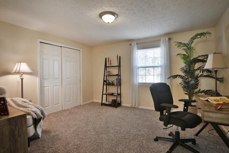 Building Photo - 7376 Bride Water Blvd