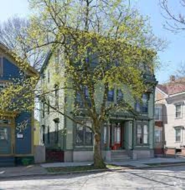 Building Photo - 20 Hudson St