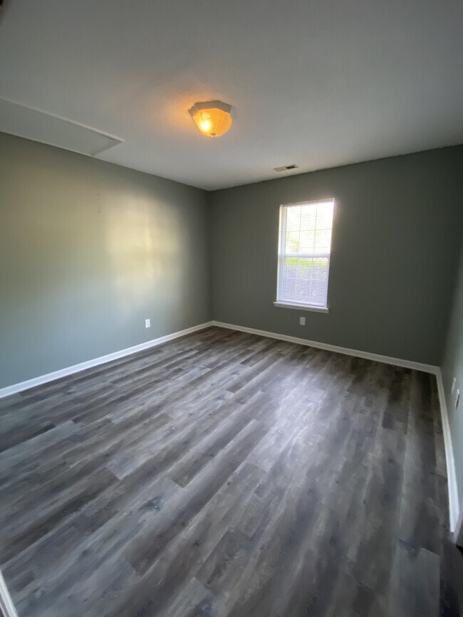 Building Photo - 1524 Tramway Ct