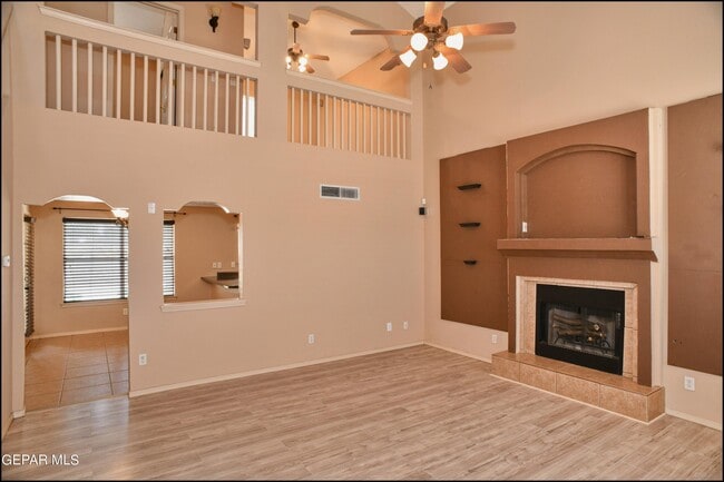 Building Photo - 3140 Tierra Encino Dr