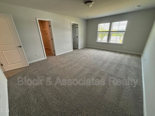 Building Photo - 3230 Pelican Ln