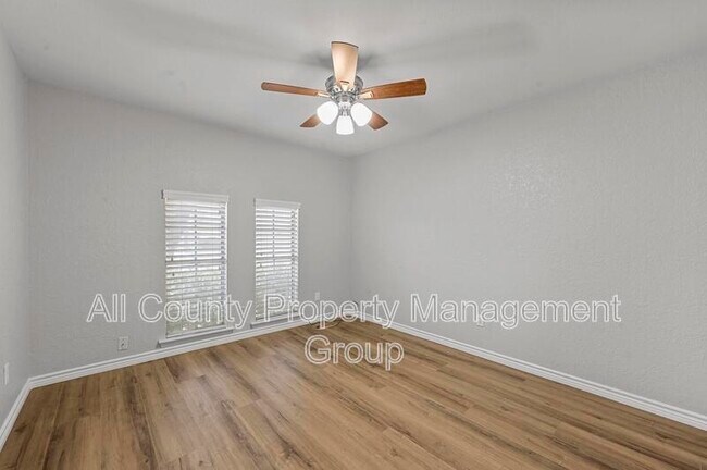 Building Photo - 3108 Shady Brook Dr