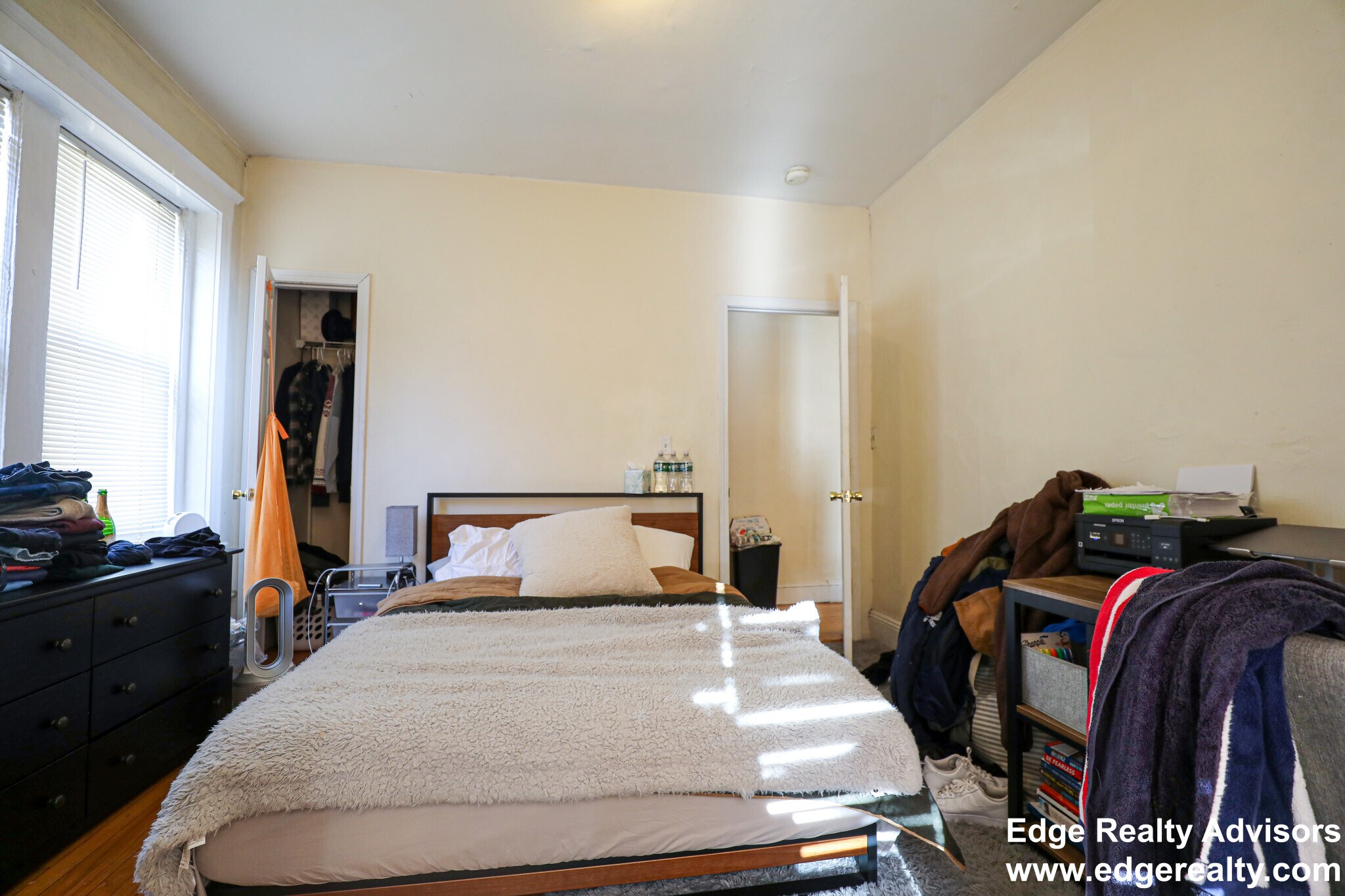 Building Photo - 59 Egmont St