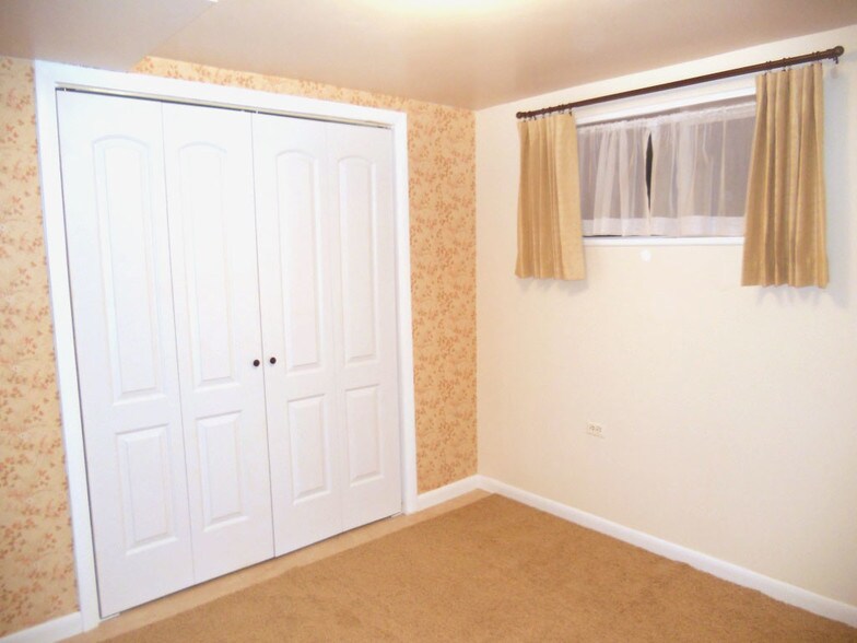 Bedroom 3/Office - 5509 W 13600 N
