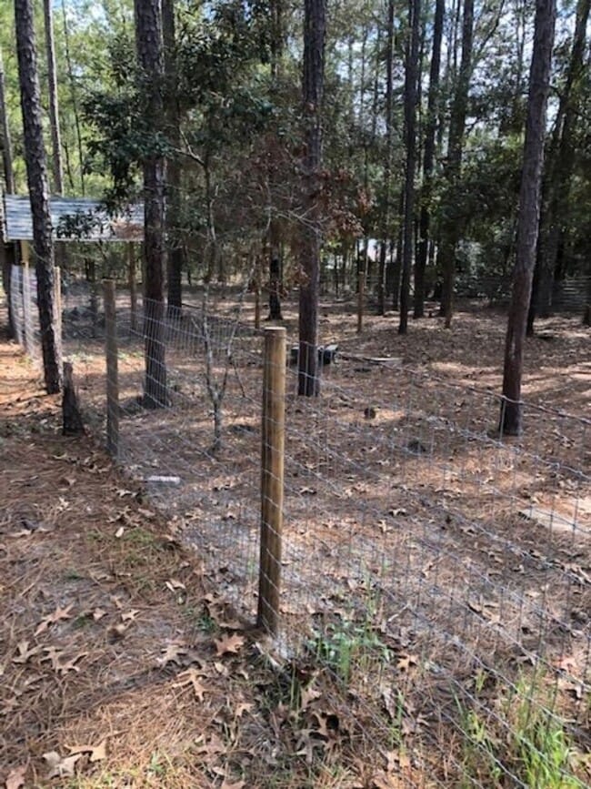 Building Photo - 2 BEDROOM 2 BATH MOBILE ON 2.21 ACRES IN LAKE TROPICANA RANCHETTES