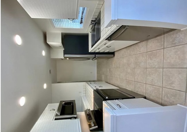 Building Photo - Fabulous Canyon Meadows Condo - Move-In Re...