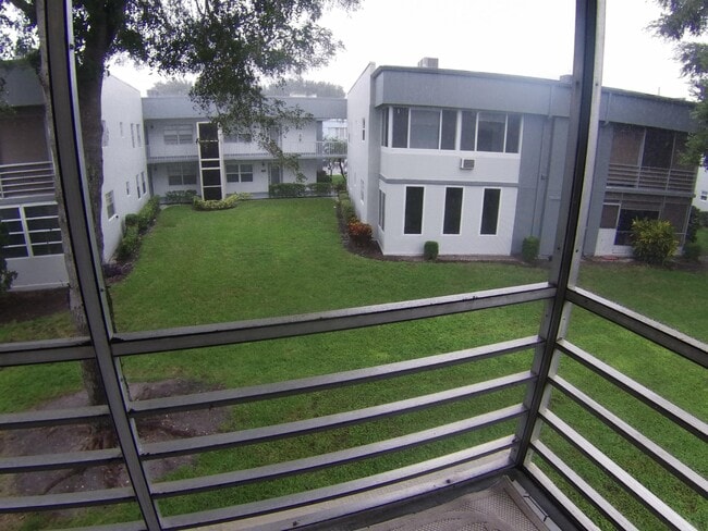 Building Photo - 854 Normandy Trail