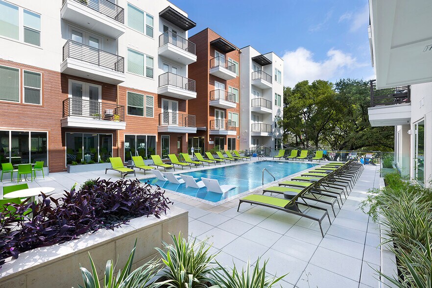 Groves South Lamar 3607 S Lamar Blvd Austin TX 78704 Apartment Finder